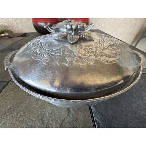 Everlast Hand Forged Aluminum Covered Serving Dish Roses Casserole Handmade - Picture 14 of 16